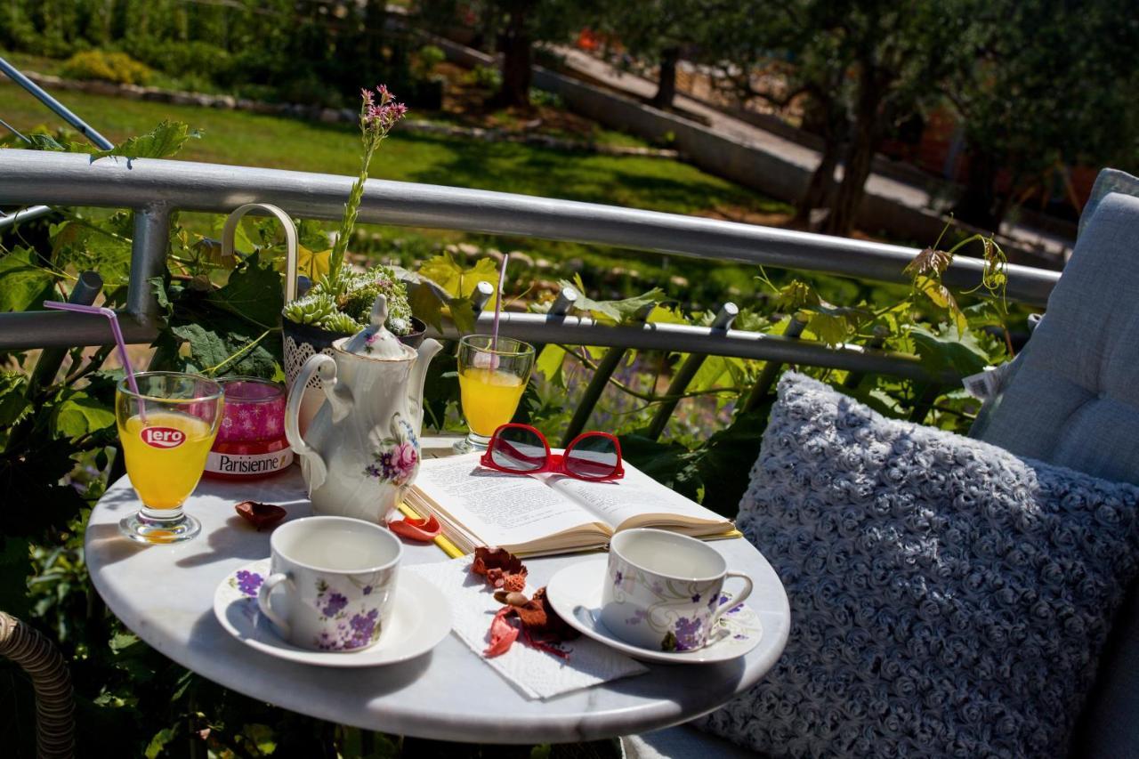 Apartments Vinka Светі Филип-і-Яков Екстер'єр фото